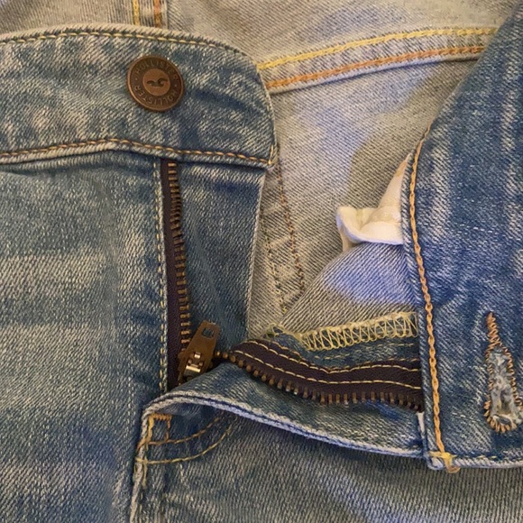 Hollister Low Rise Jeans With Stars - Picture 4 of 13